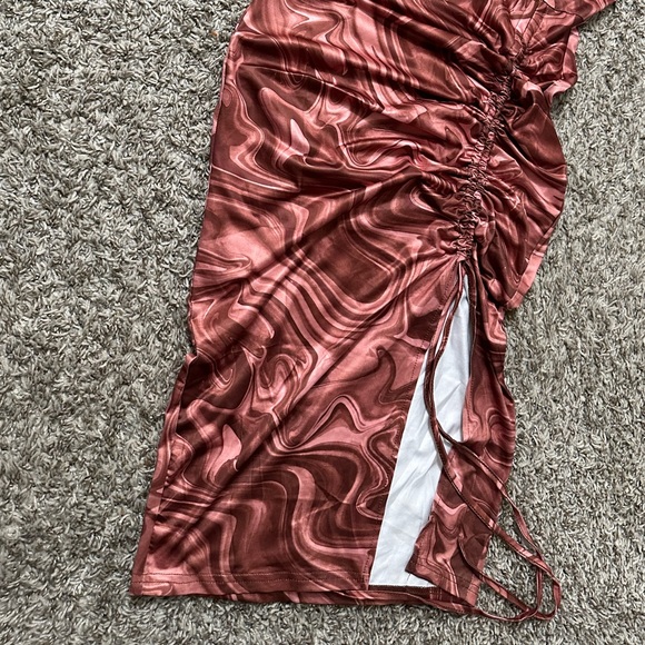 HALTERNECK BODYCON DRESS WITH THIGH DRAWSTRING. - Picture 8 of 8